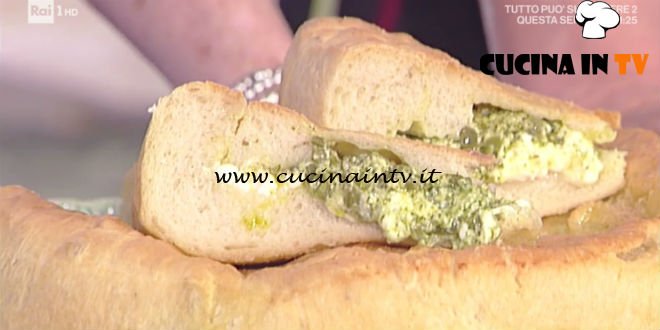 La Prova del Cuoco - Focaccia di patate con pesto fagiolini e crescenza ricetta Anna Moroni