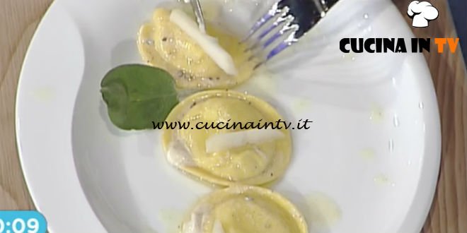 La Prova del Cuoco - Tortelli cacio e pere al burro e salvia ricetta Renato Salvatori