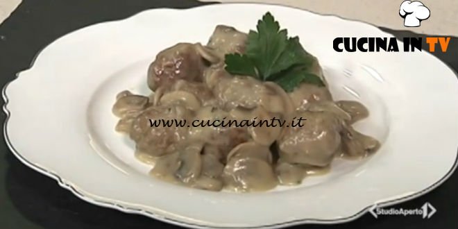 Polpette con crema di funghi ricetta Tessa Gelisio da Cotto e Mangiato