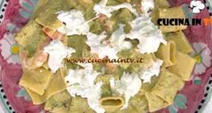 È sempre mezzogiorno | Paccheri con pesto di pistacchi e gamberi ricetta Antonio Paolino