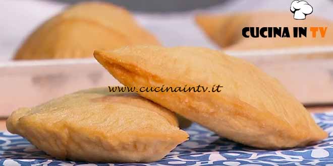 È sempre mezzogiorno | Panzerotti pugliesi ricetta Daniele Persegani