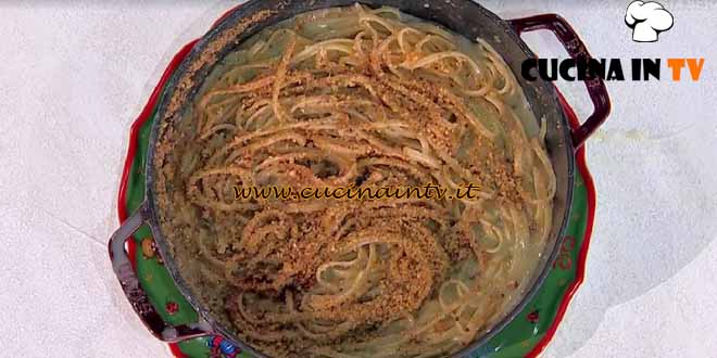 È sempre mezzogiorno | Linguine aglio e olio ricetta Salvatore Giuliano