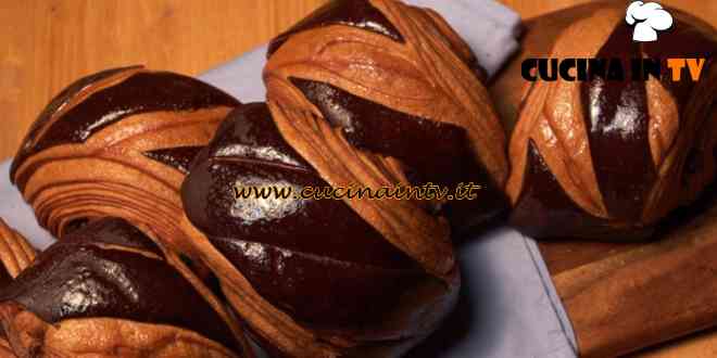 Nel forno di casa tua - ricetta Pain au chocolat di Fulvio Marino