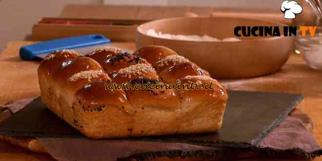 Nel forno di casa tua - ricetta Panini dolci alle patate viola di Fulvio Marino