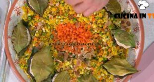 È sempre mezzogiorno | Cous cous con verdure e polpettine ricetta Fabio Potenzano