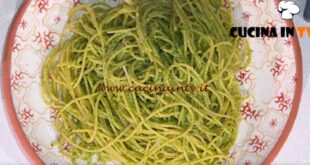 È sempre mezzogiorno | Pasta al pesto povero ricetta Daniele Persegani