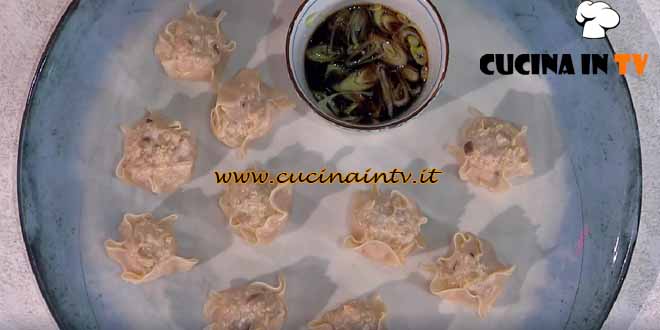 È sempre mezzogiorno | Ravioli al vapore ricetta Francesca Marsetti