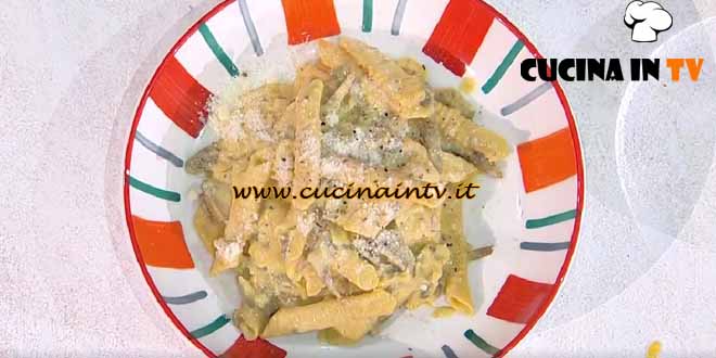 È sempre mezzogiorno | Garganelli con carciofi cacio e ova ricetta Davide Nanni